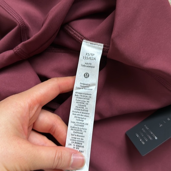 NWT wunder train tight 24" size XS red merlot lululemon - Picture 6 of 15